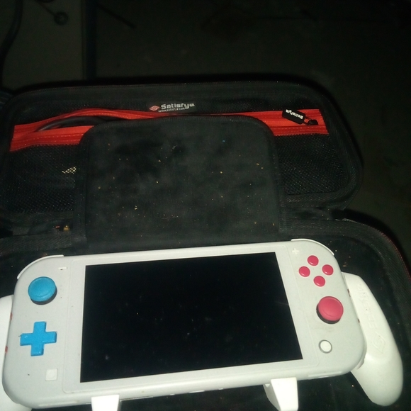 Nintendo switch lite - Picture 2 of 2